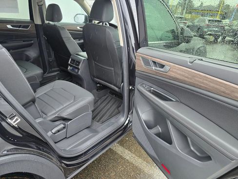 New 2026 Volkswagen Atlas SEL image 38