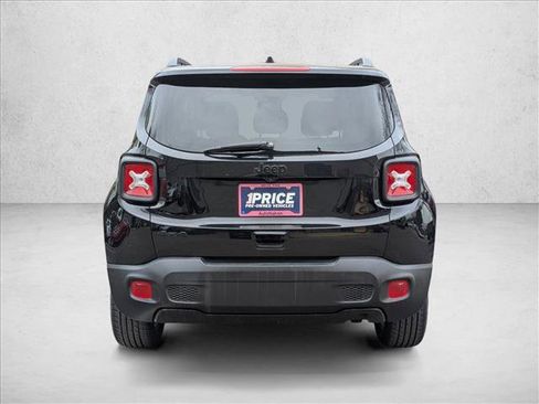 Used 2022 Jeep Renegade Altitude w/ Convenience Group AWD/4WD image 6