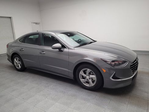 Used 2023 Hyundai Sonata SE FWD image 11