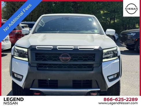 Used 2026 Nissan Frontier PRO-4X AWD/4WD image 2