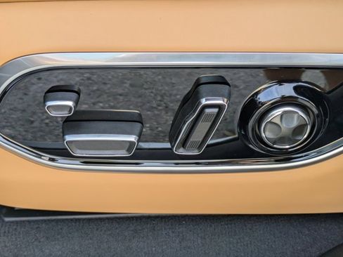 New 2025 Jeep Grand Cherokee L Summit w/ Advanced Protech Group IV image 18