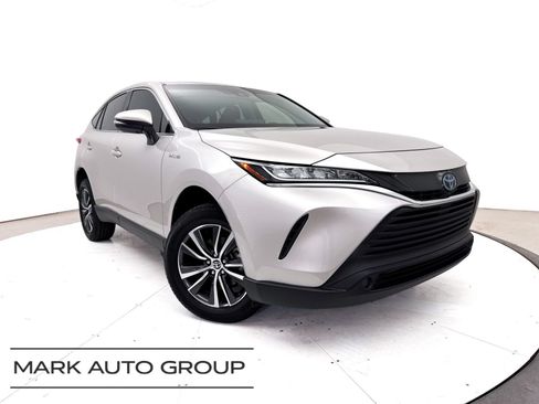 Used 2021 Toyota Venza LE w/ Carpet Mat Package (TMS) AWD/4WD image 1