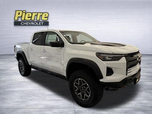 New 2026 Chevrolet Colorado ZR2 image 7