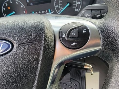 Used 2020 Ford Transit Connect XL image 11
