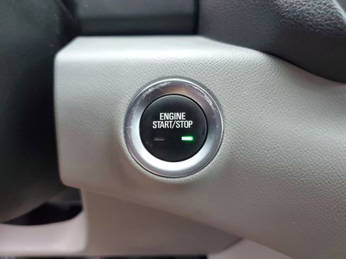 Used 2021 GMC Terrain SLT FWD image 25