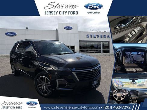 Used 2023 Chevrolet Traverse High Country w/ LPO, Floor Liner Package AWD/4WD image 1