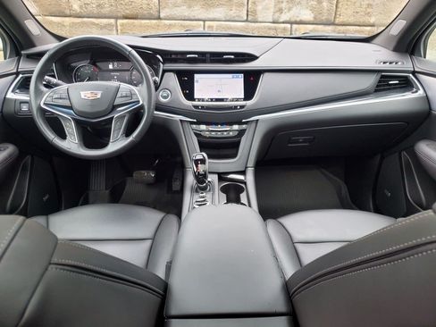 Certified 2023 Cadillac XT5 Premium Luxury w/ LPO, Floor Liner Package AWD/4WD image 28