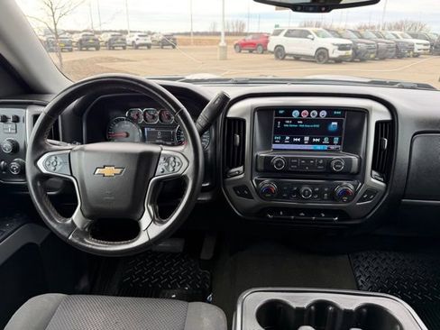 Used 2017 Chevrolet Silverado 1500 LT w/ All Star Edition AWD/4WD image 23