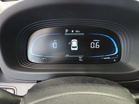 New 2026 Hyundai Venue SEL FWD image 19