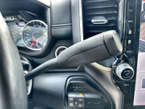 Used 2024 RAM 2500 Laramie w/ Night Edition image 26