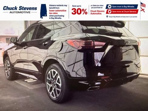 Used 2025 Chevrolet Blazer RS FWD image 4