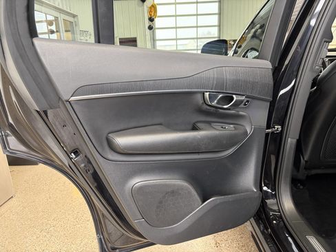 Used 2020 Volvo XC90 T5 Momentum image 24