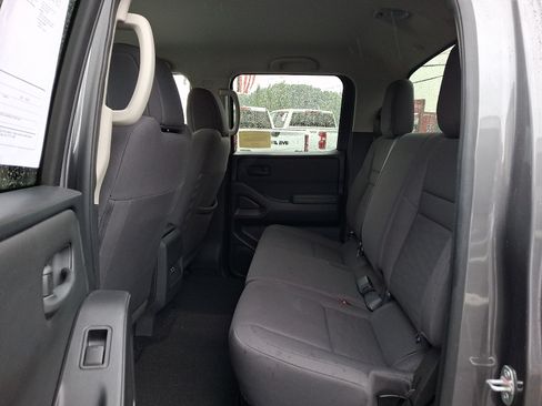 Certified 2023 Nissan Frontier S w/ Technology Package AWD/4WD image 11