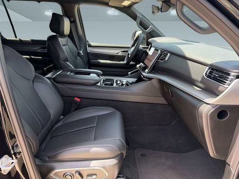 New 2026 Jeep Grand Wagoneer L Limited AWD/4WD image 24