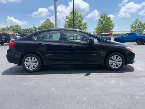 Used 2012 Honda Civic LX image 2