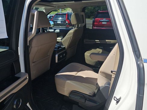 Used 2022 Ford Expedition Max XLT AWD/4WD image 20