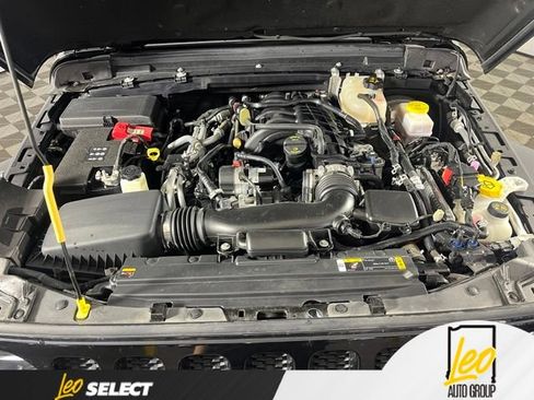 Used 2022 Jeep Wrangler Unlimited Sport AWD/4WD image 28