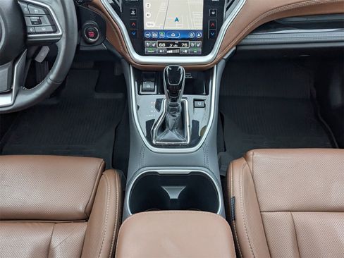 Used 2025 Subaru Outback Touring XT image 21