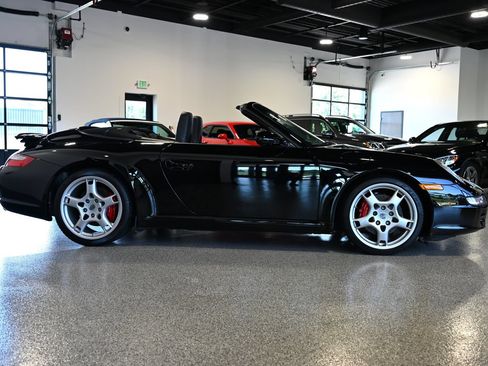Used 2007 Porsche 911 Carrera S RWD image 4