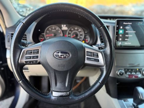 Used 2013 Subaru Outback 2.5i Premium w/ All-Weather Pkg AWD/4WD image 31