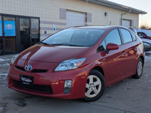 Used 2010 Toyota Prius Five image 1
