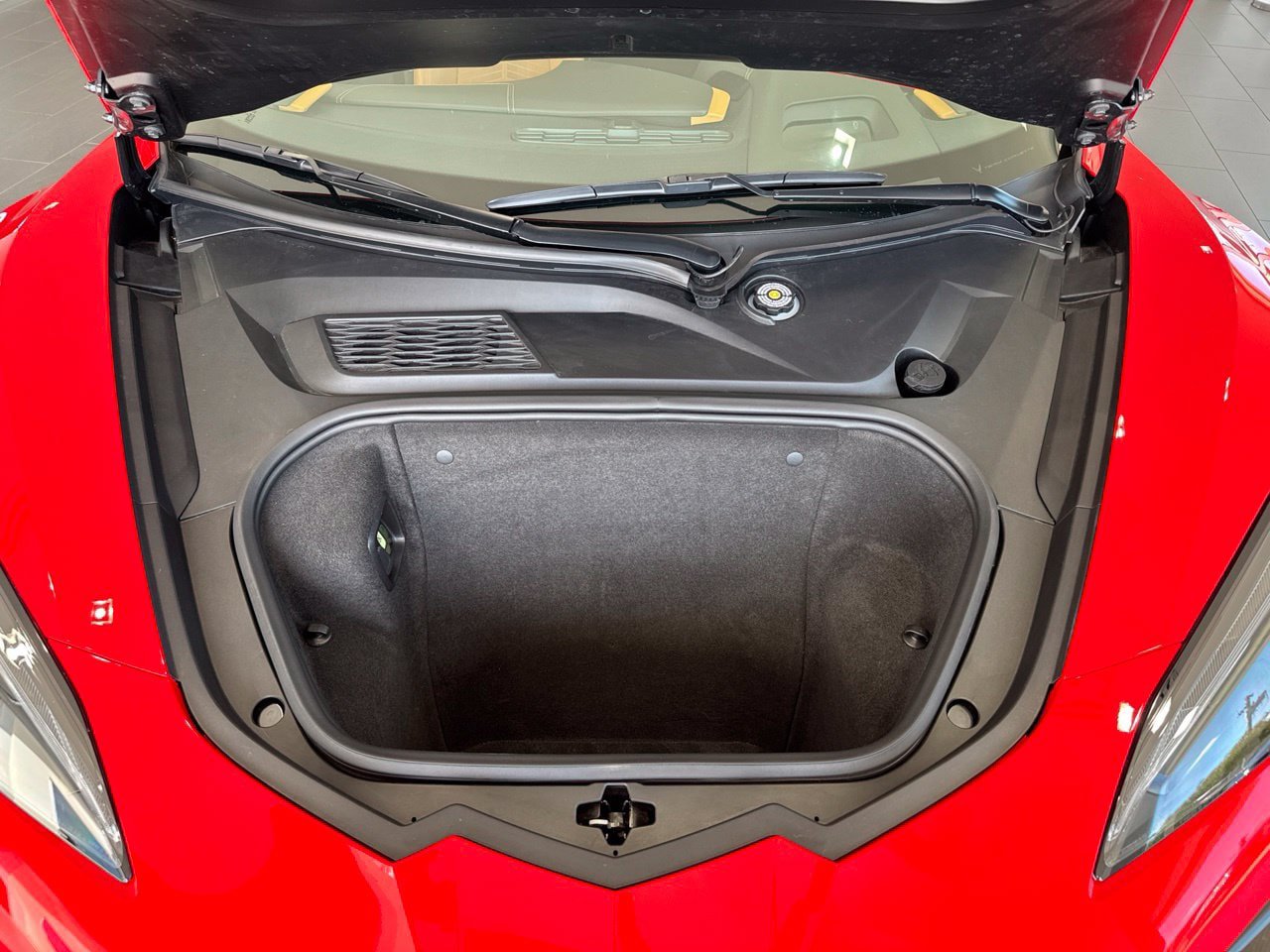 Used 2025 Chevrolet Corvette Z06 RWD image 11