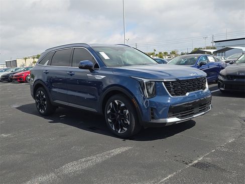 New 2026 Kia Sorento EX image 2