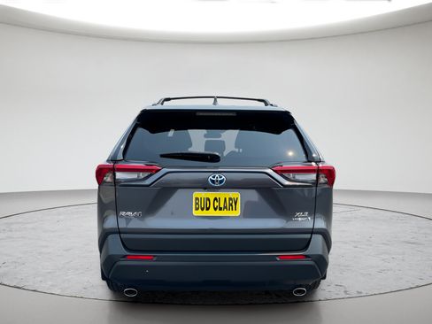 Certified 2023 Toyota RAV4 XLE Premium AWD/4WD image 4