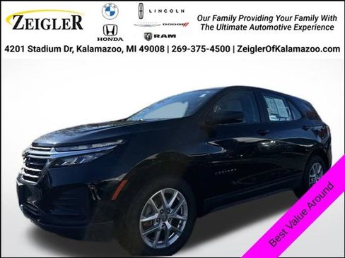 Used 2024 Chevrolet Equinox LS image 1