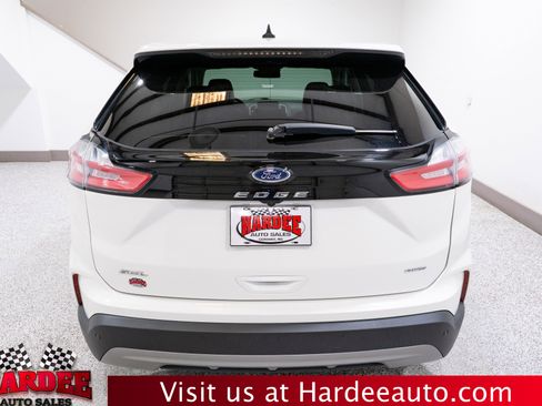 Used 2024 Ford Edge SEL w/ Convenience Package AWD/4WD image 4