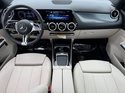 New 2026 Mercedes-Benz GLA 250 GLA 250 image 4