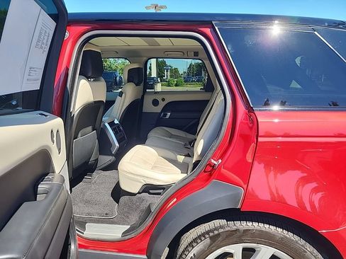 Used 2019 Land Rover Range Rover Sport HSE AWD/4WD image 5