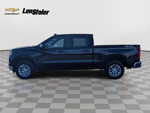 Used 2024 Chevrolet Silverado 1500 LT image 2