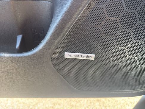 Used 2018 Subaru Outback 2.5i Limited image 20