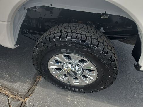 Used 2019 Ford F250 Lariat w/ Lariat Ultimate Package AWD/4WD image 13