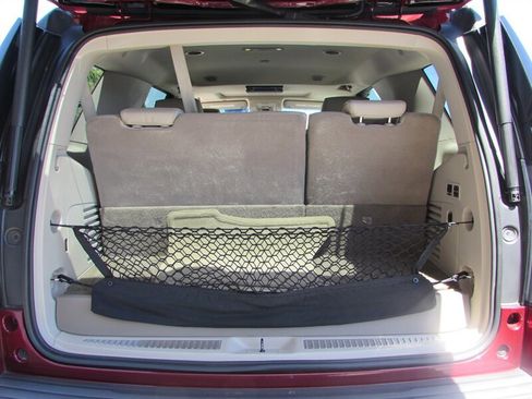 Used 2016 GMC Yukon Denali w/ Open Road Package RWD image 31