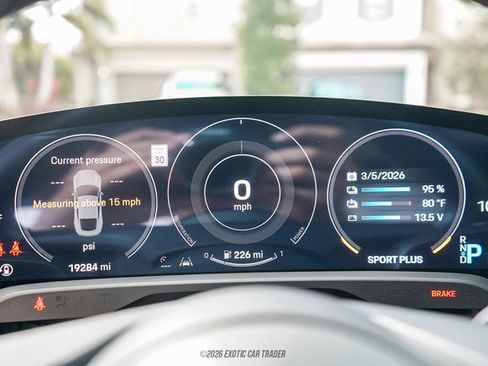 Used 2024 Porsche Taycan GTS image 29