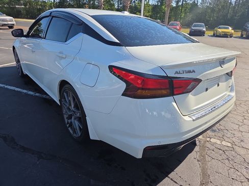 Used 2023 Nissan Altima 2.0 SR image 4