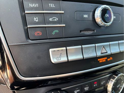 Used 2016 Mercedes-Benz GLE 350 w/ Premium Package image 33