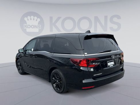 Used 2023 Honda Odyssey Sport image 4