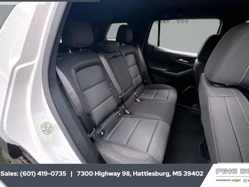 New 2026 Chevrolet Equinox LT w/ Safety and Technology Package FWD image 20
