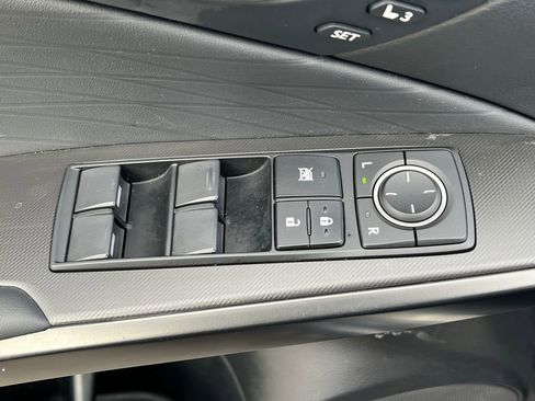 Used 2023 Lexus IS 350 F Sport image 13