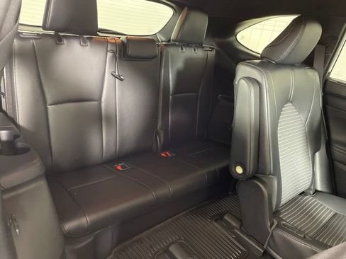 Used 2023 Toyota Highlander XSE AWD/4WD image 27