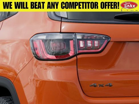New 2026 Jeep Compass Trailhawk w/ Sun, Sound & Navigation Group AWD/4WD image 10
