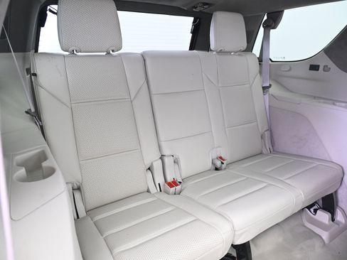 Used 2025 Cadillac Escalade Sport Platinum AWD/4WD image 21