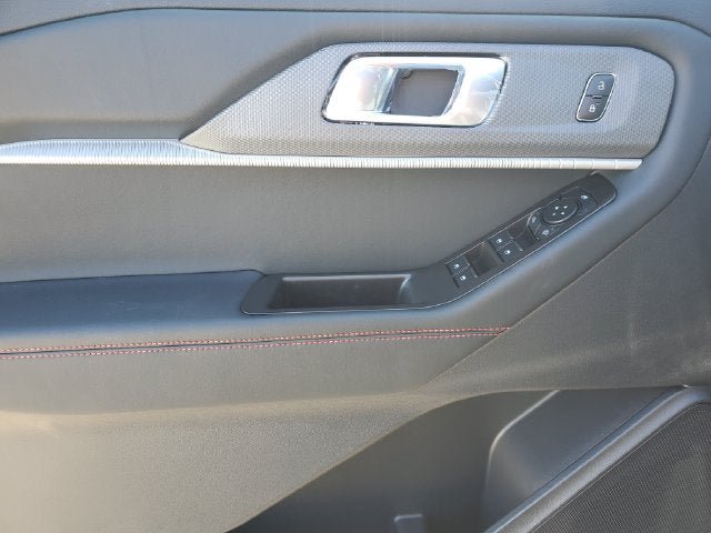 New 2027 Ford Explorer ST-Line AWD/4WD image 18