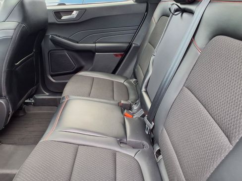 Used 2024 Ford Escape ST-Line w/ Tech Pack #1 AWD/4WD image 7