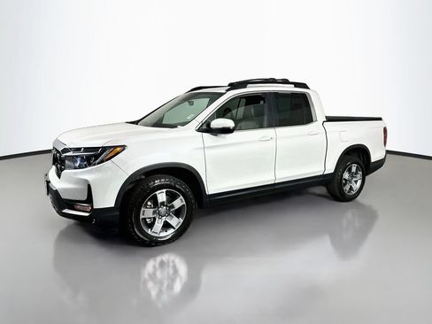 Used 2025 Honda Ridgeline RTL image 4