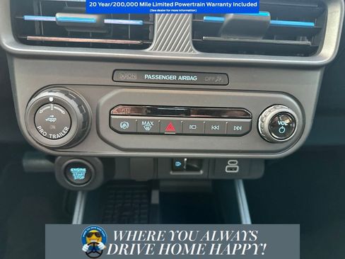 New 2025 Ford Maverick Lobo image 18