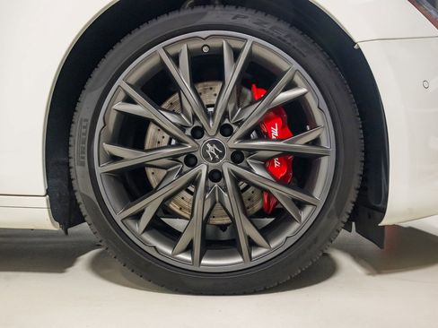 Used 2022 Maserati Ghibli Modena Q4 image 12